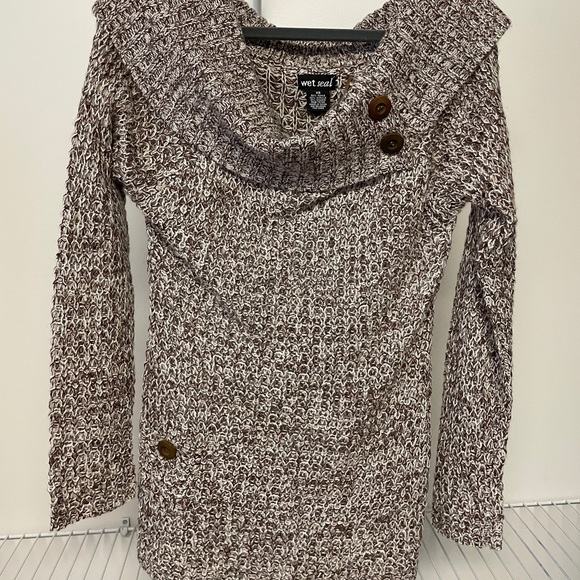 Brown and white long sweater - Picture 2 of 3